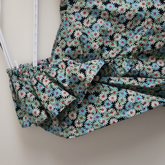 Zara Puffed Sleeve Daisy Dress - Picture 5 of 7